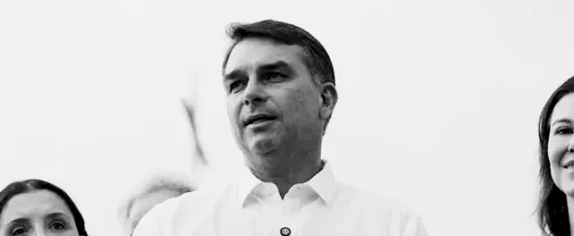 Encuestas de segunda vuelta en Brasil con ventaja para Flávio Bolsonaro sobre Lula y orden de arresto contra Eduardo Bolsonaro