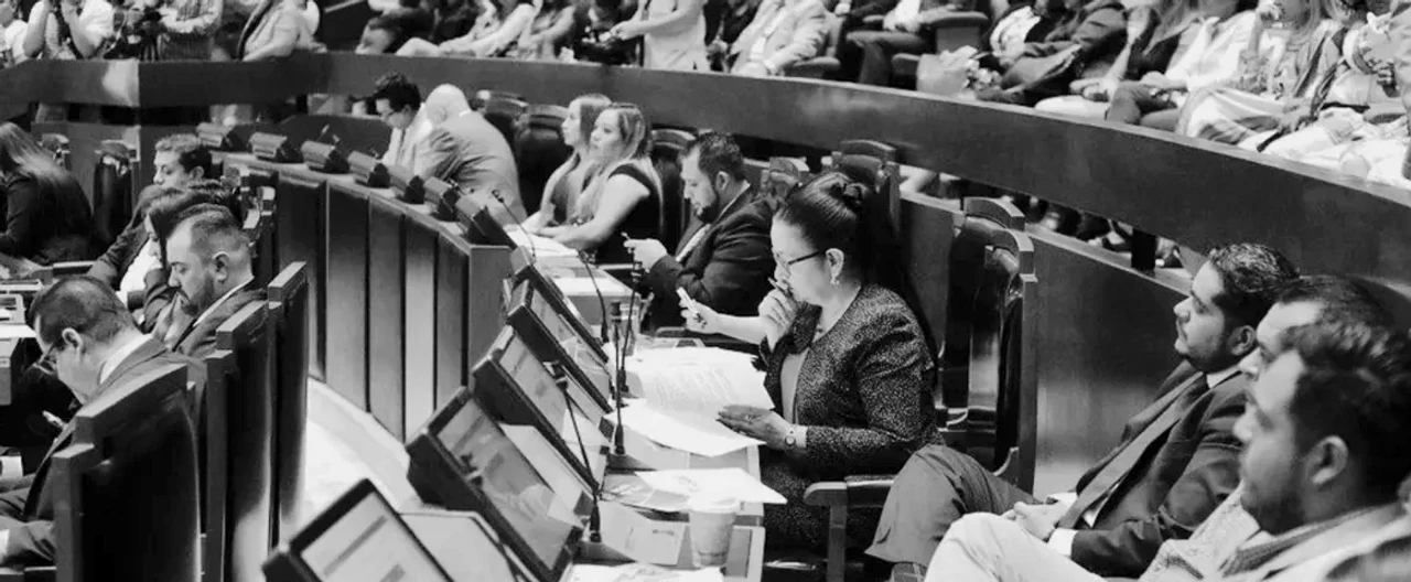 Congresos estatales ante la ratificación de la reforma que impide aspirar a gobernar México con doble nacionalidad